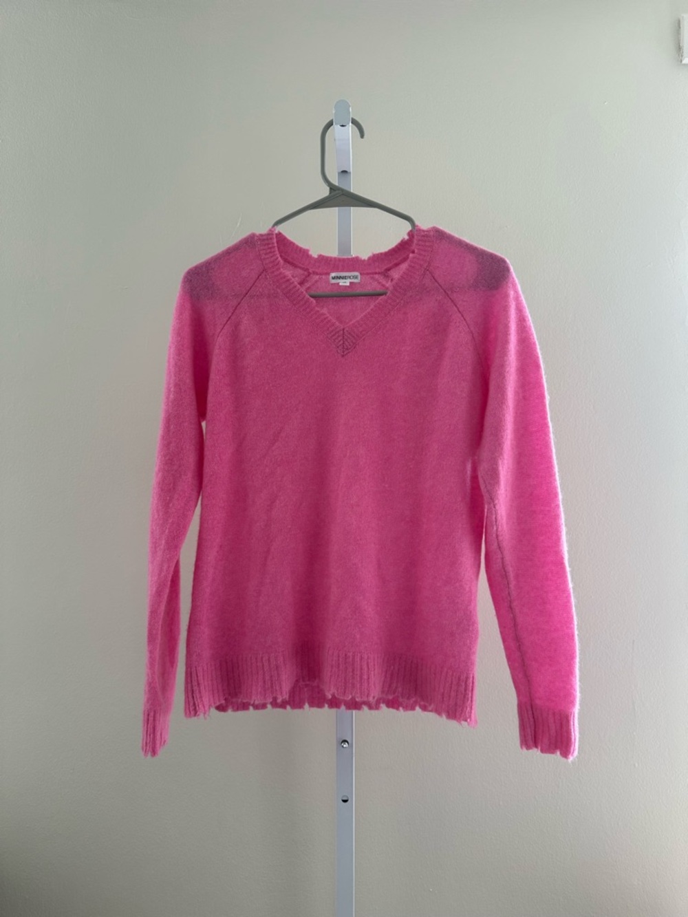 Minnie Rose Cashmere Hot Pink V-Neck Cozy Sweater